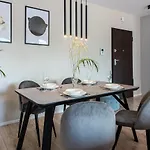 Apartamenty-wroc River Point Διαμέρισμα *